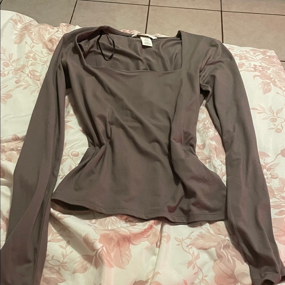 H&M Sophisticated Taupe Blouse